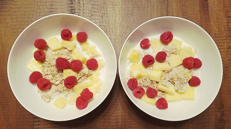 pineapple and berry oatmeal