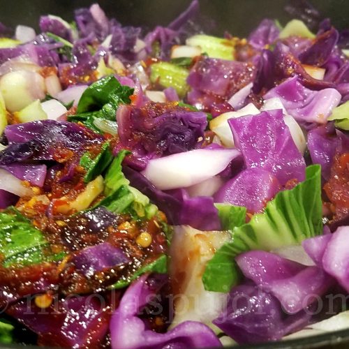 Red cabbage stir-fry