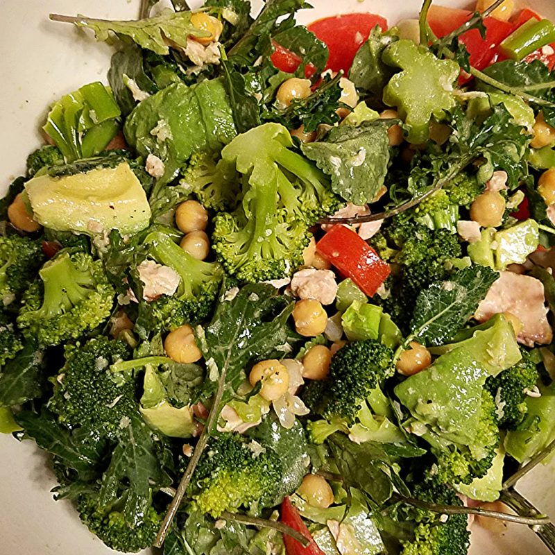 Garbanzo beans tuna broccoli salad