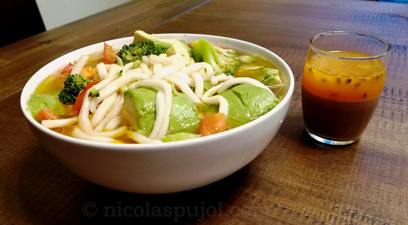 Vegan udon noodles with veggies and panna cotta for dessert