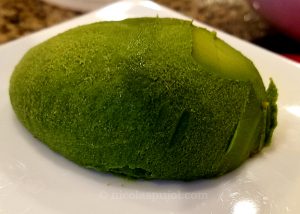 peel an avocado