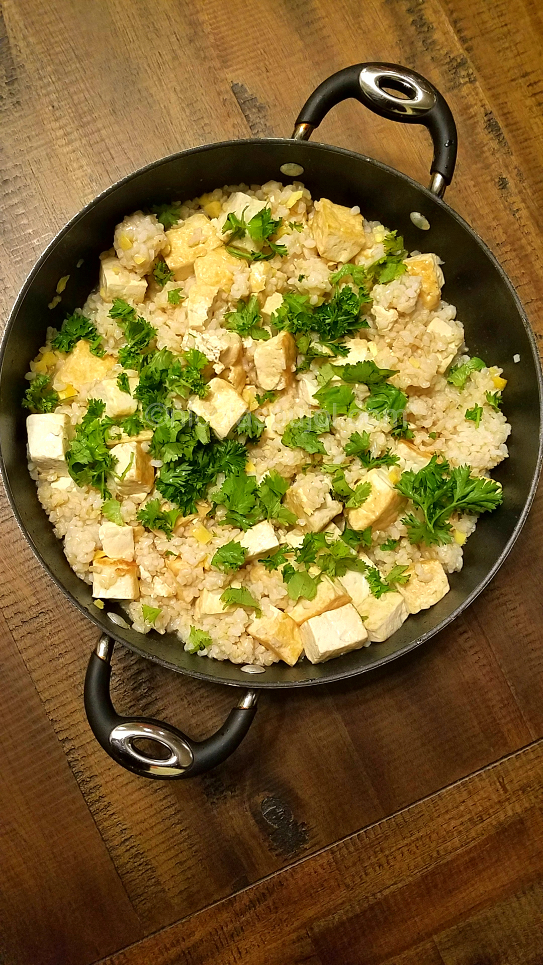 Tofu fried rice in Vietnamese sauce