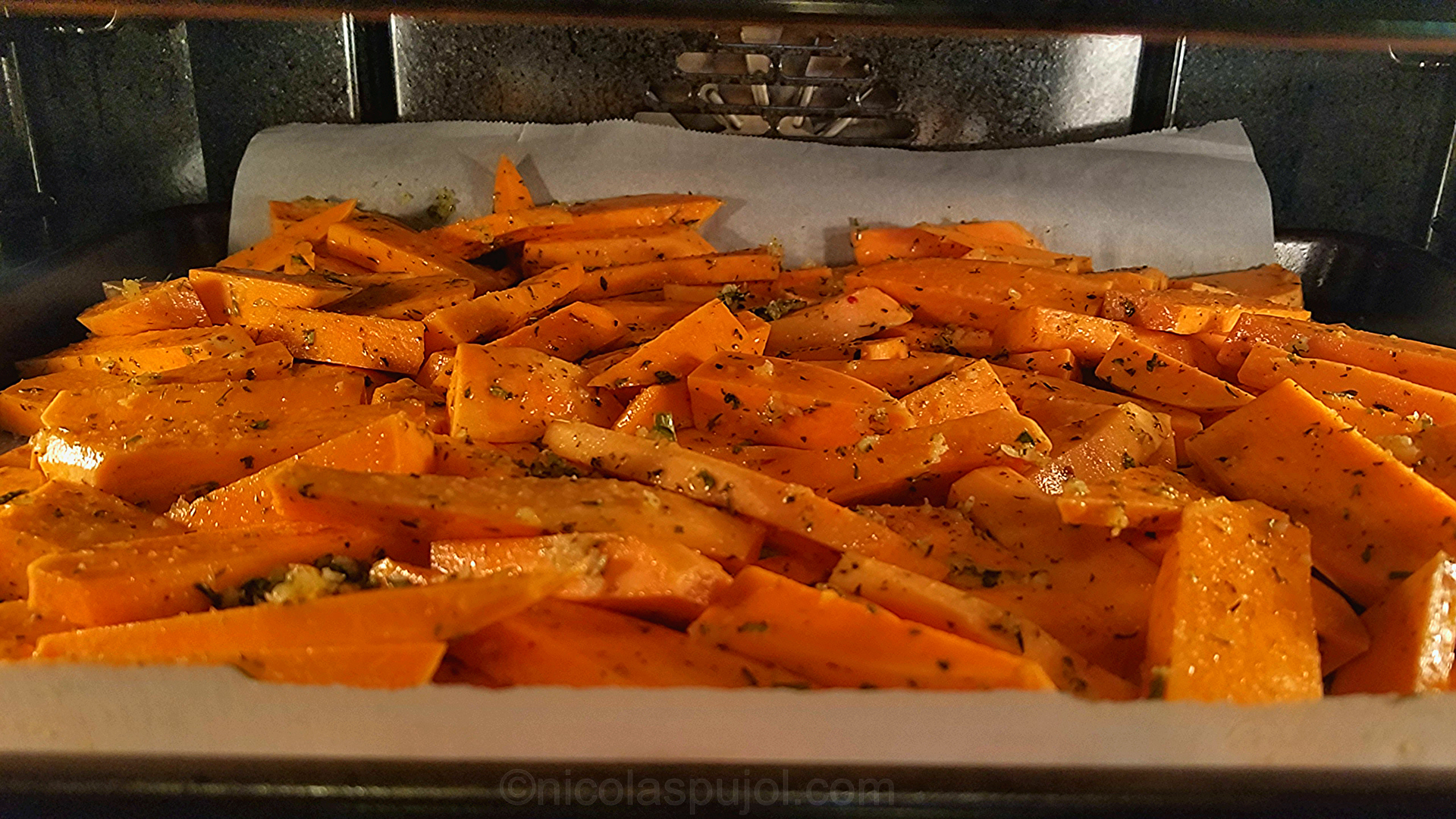 Sweet potato fries in the oven