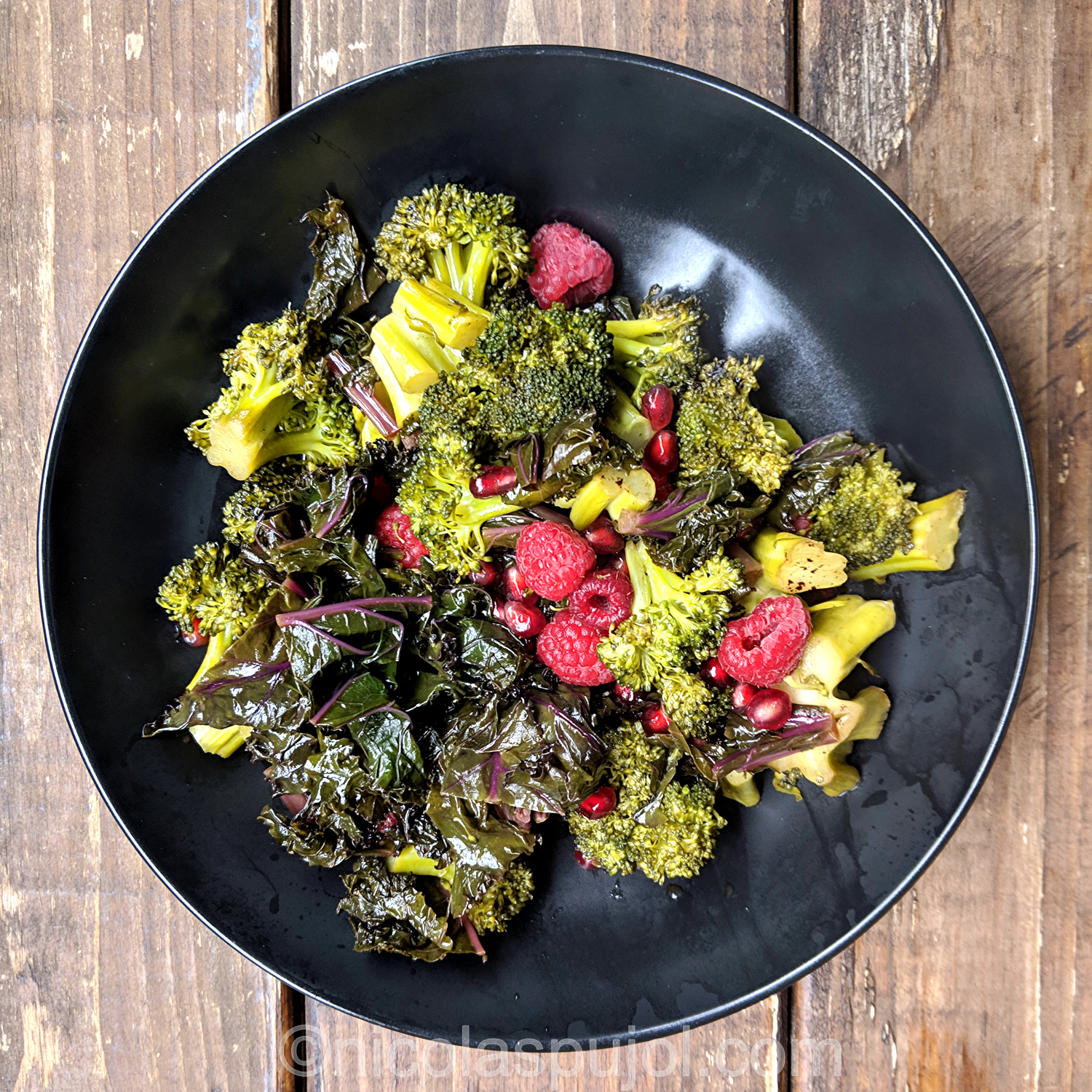 Broccoli kale salad in balsamic vinegar Salads