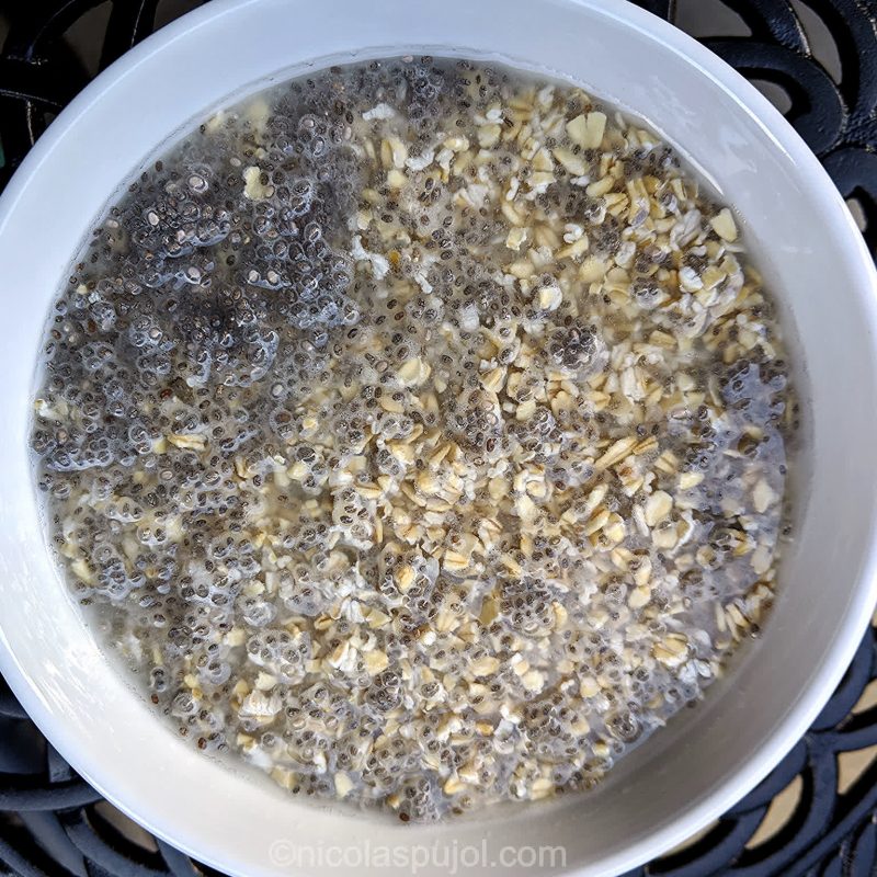 Soaking raw steel-cut oats and chia seeds