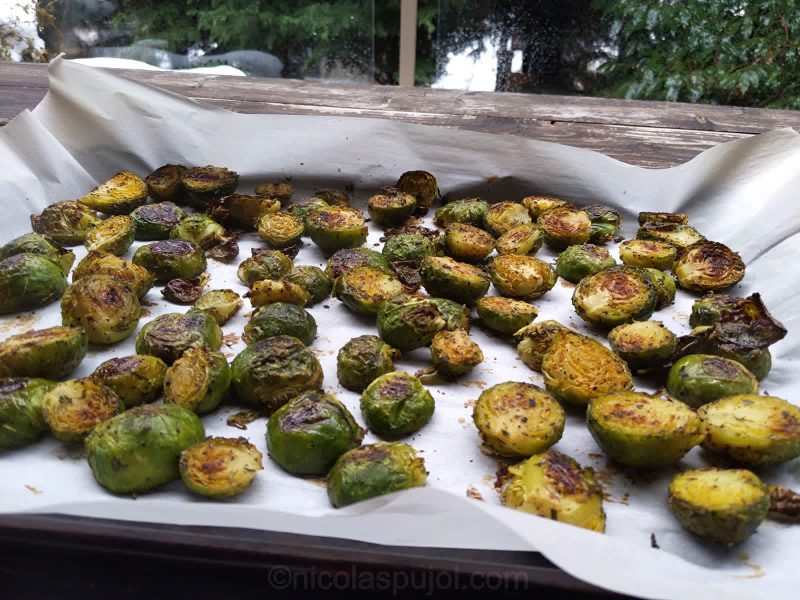 Baked Brussels sprouts in the oven