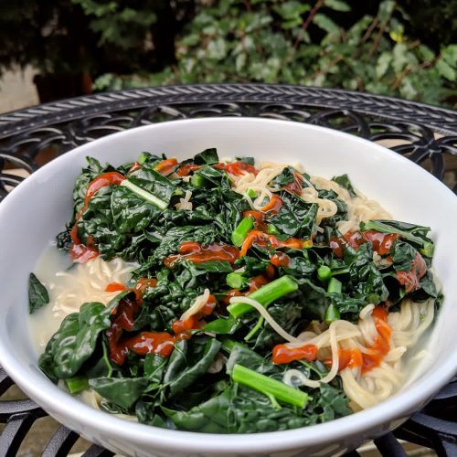 Oil-free kale and ramen noodles recipe