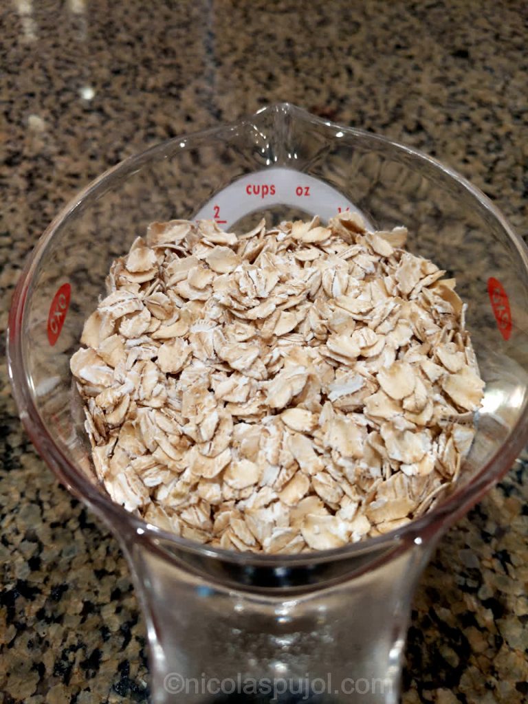 Plain dry oats