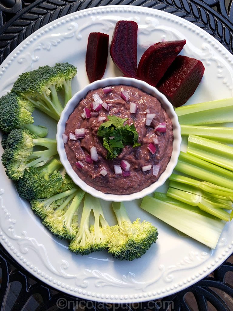 Black bean hummus without oil