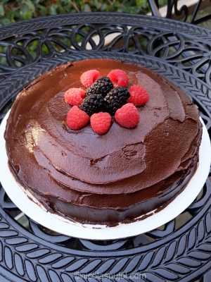 Easy vegan chocolate cake recipe