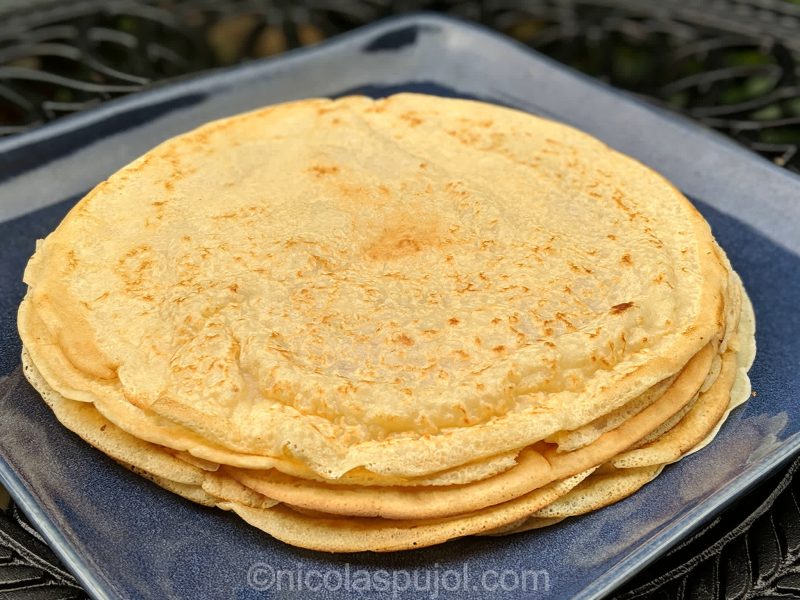 Naturally low-fat vegan crepes (using soy milk)