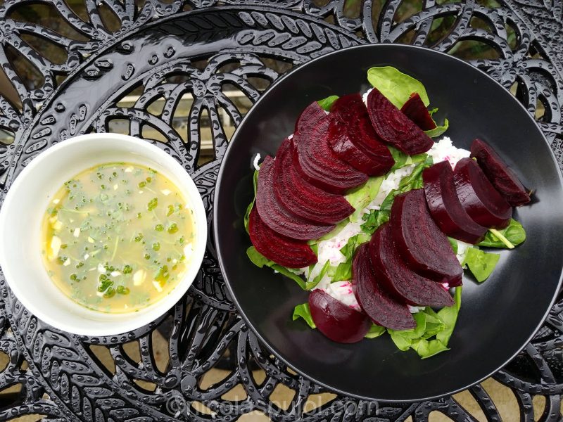 Beet, spinach and rice salad with orange vinaigrette