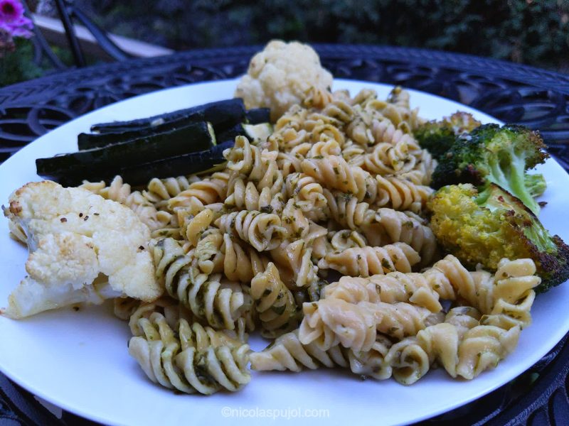 Baked vegetables with gluten-free pastas