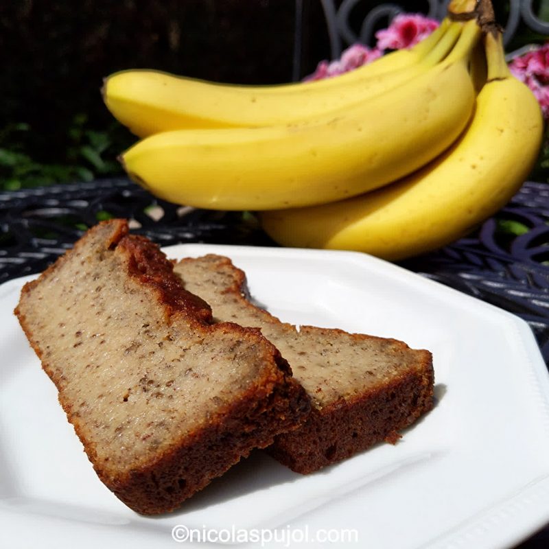 Banana bread gluten-free and egg-free using chia seeds